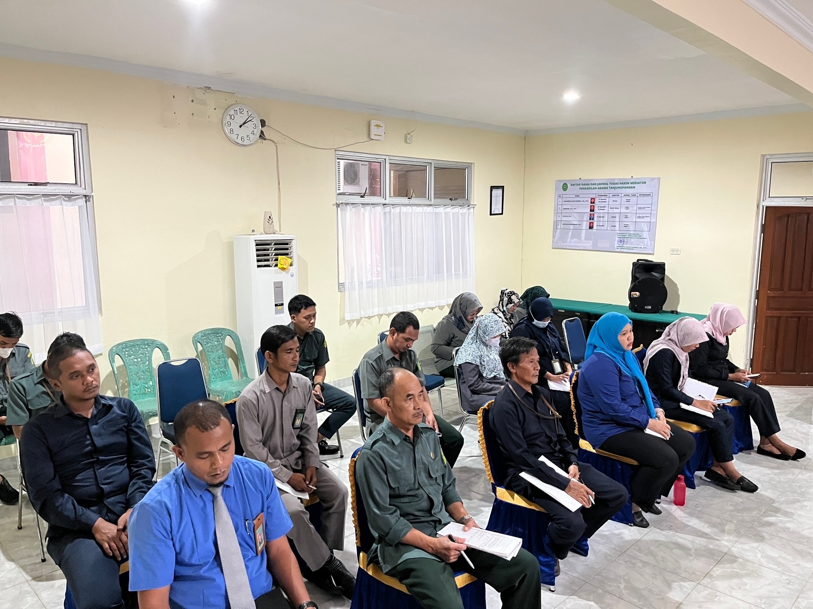 04012023 rapat1